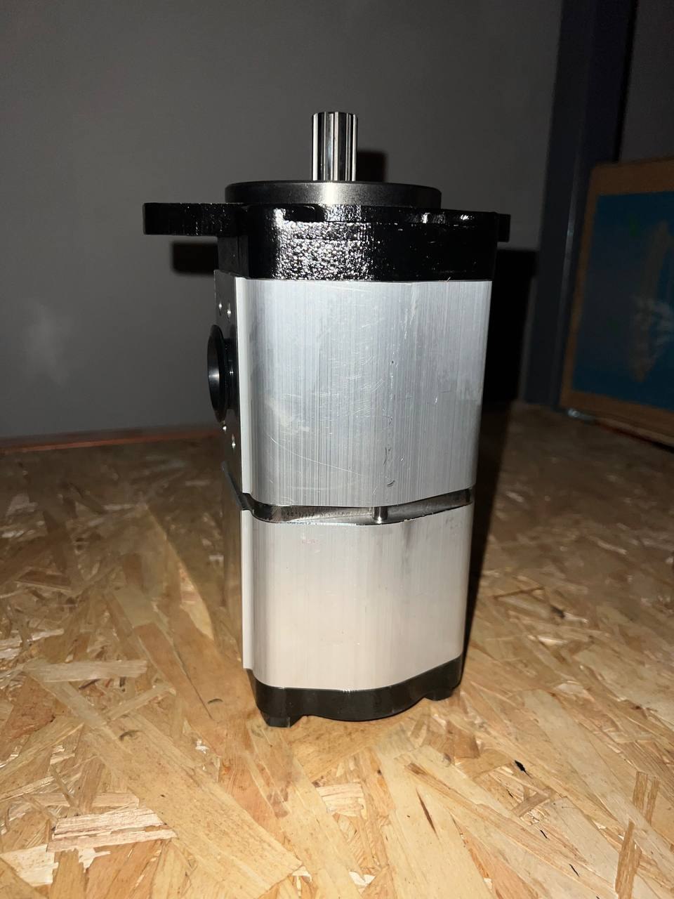 Двойной шестеренчатый насосный агрегат CBFP4-F32/23AFK1 для автобетононасоса и стационарного насоса SANY