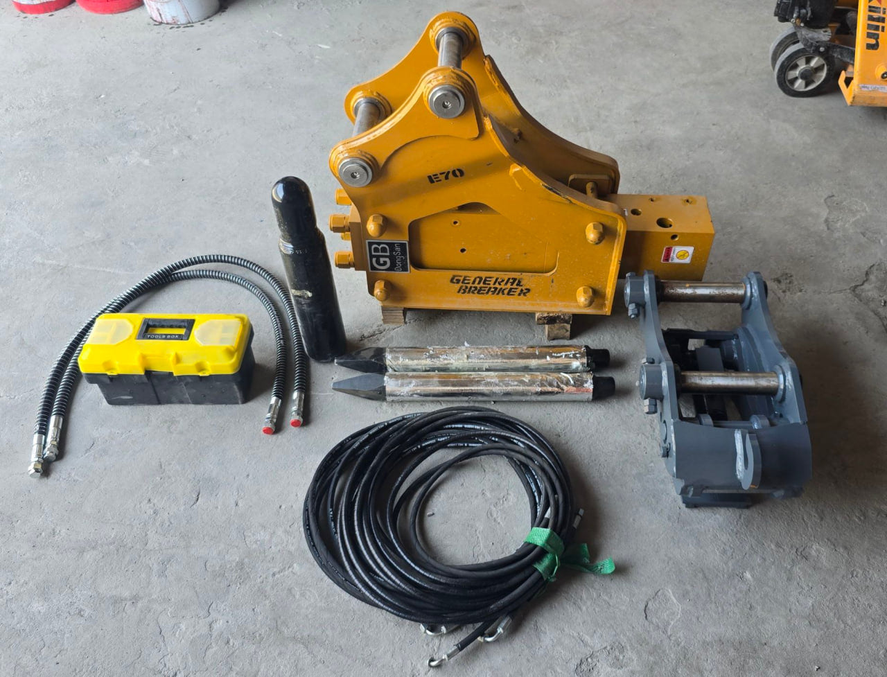 Гидромолот пневматический GB E70, для колесного экскаватора 80W SINOMACH